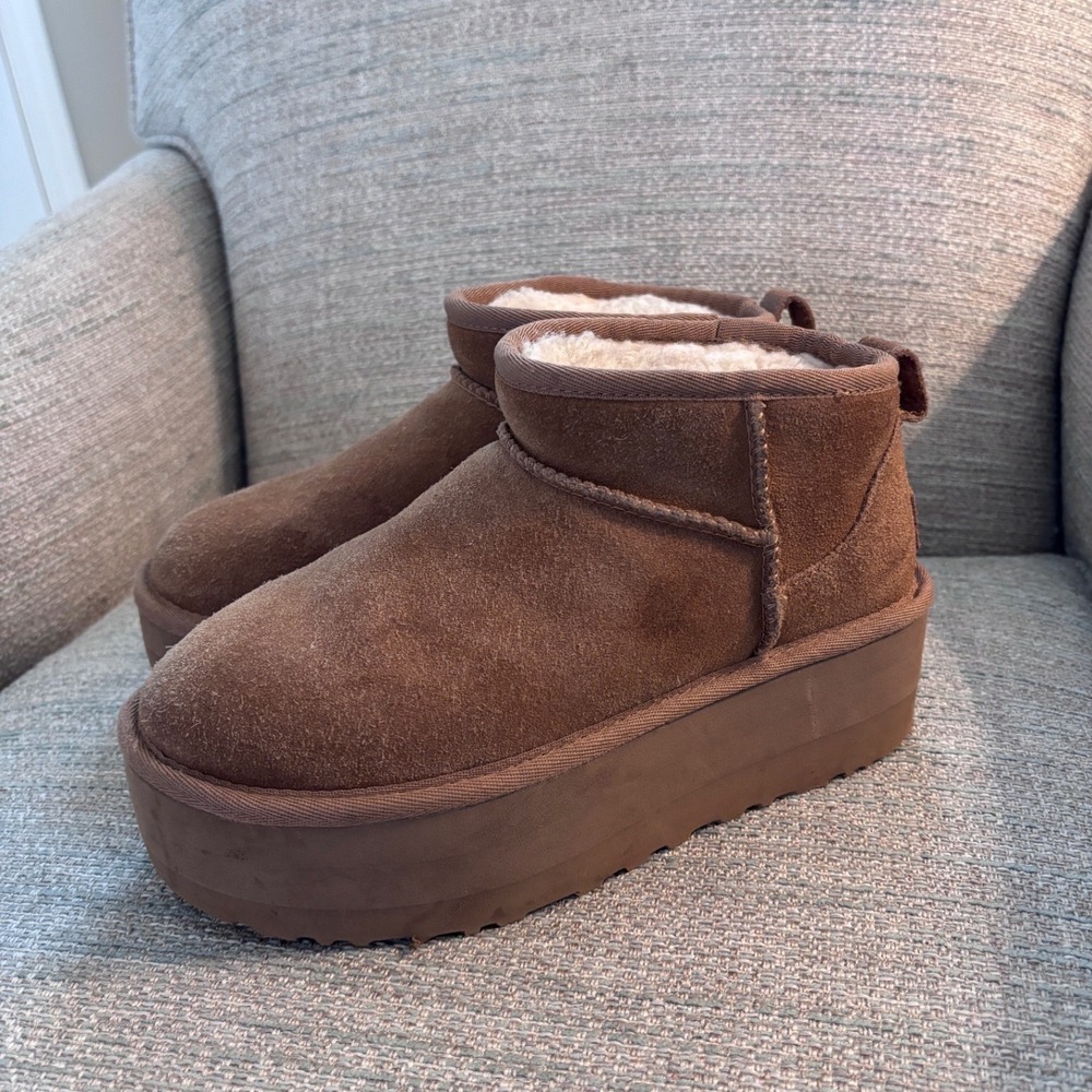 UGG Classic Ultra Mini Platform Boots Chestnut Suede 1135092 Brown Size 6